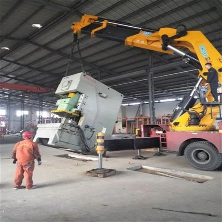 叉河镇80吨折臂吊车出租附近电话