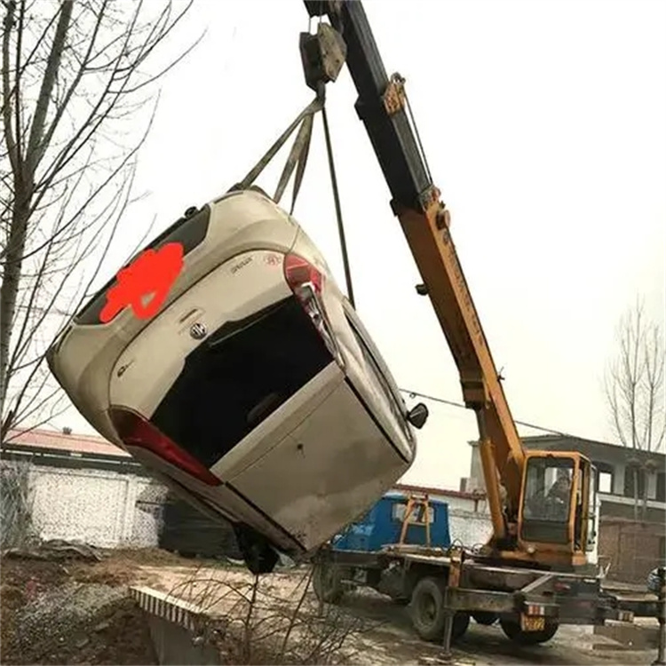 叉河镇随时待命，吊车24小时道路救援服务全解析