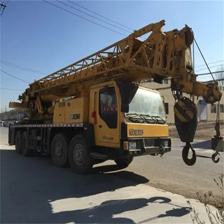 叉河镇哪里有专业吊车出租